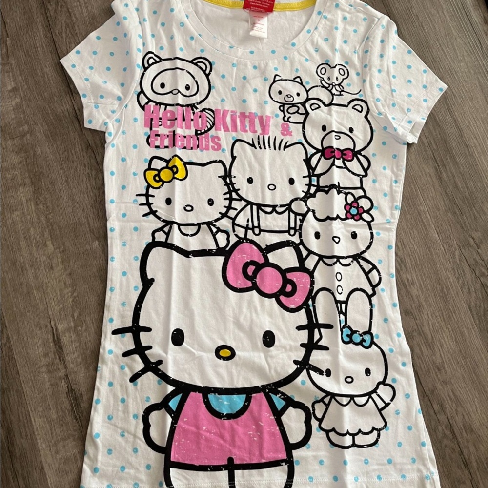 Adorable Hello Kitty sleepshirt